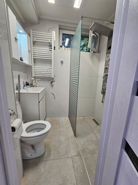 Inchiriere 2 camere decomandat Muncii parter cu balcon