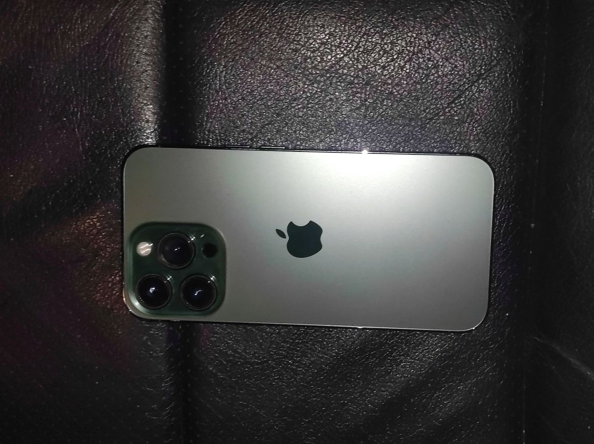 iPhone 13 pro 512 Гб.