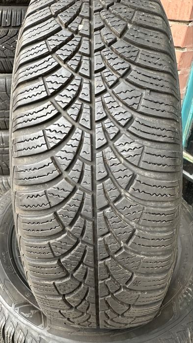 Продавам 2бр. Зимни гуми 175/65/15 Goodyear