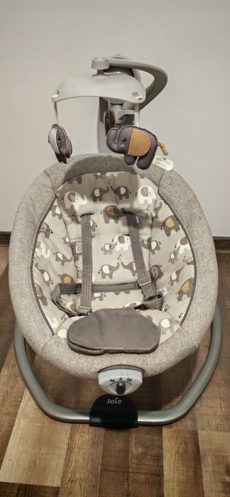 Vând leagăn electric JoIe