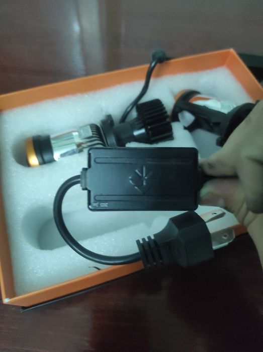 Sotiladi Orginal y7 led