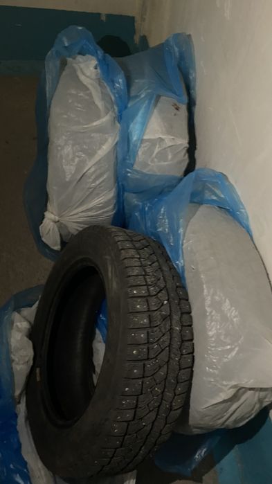 Зимняя резина 205/60 R16