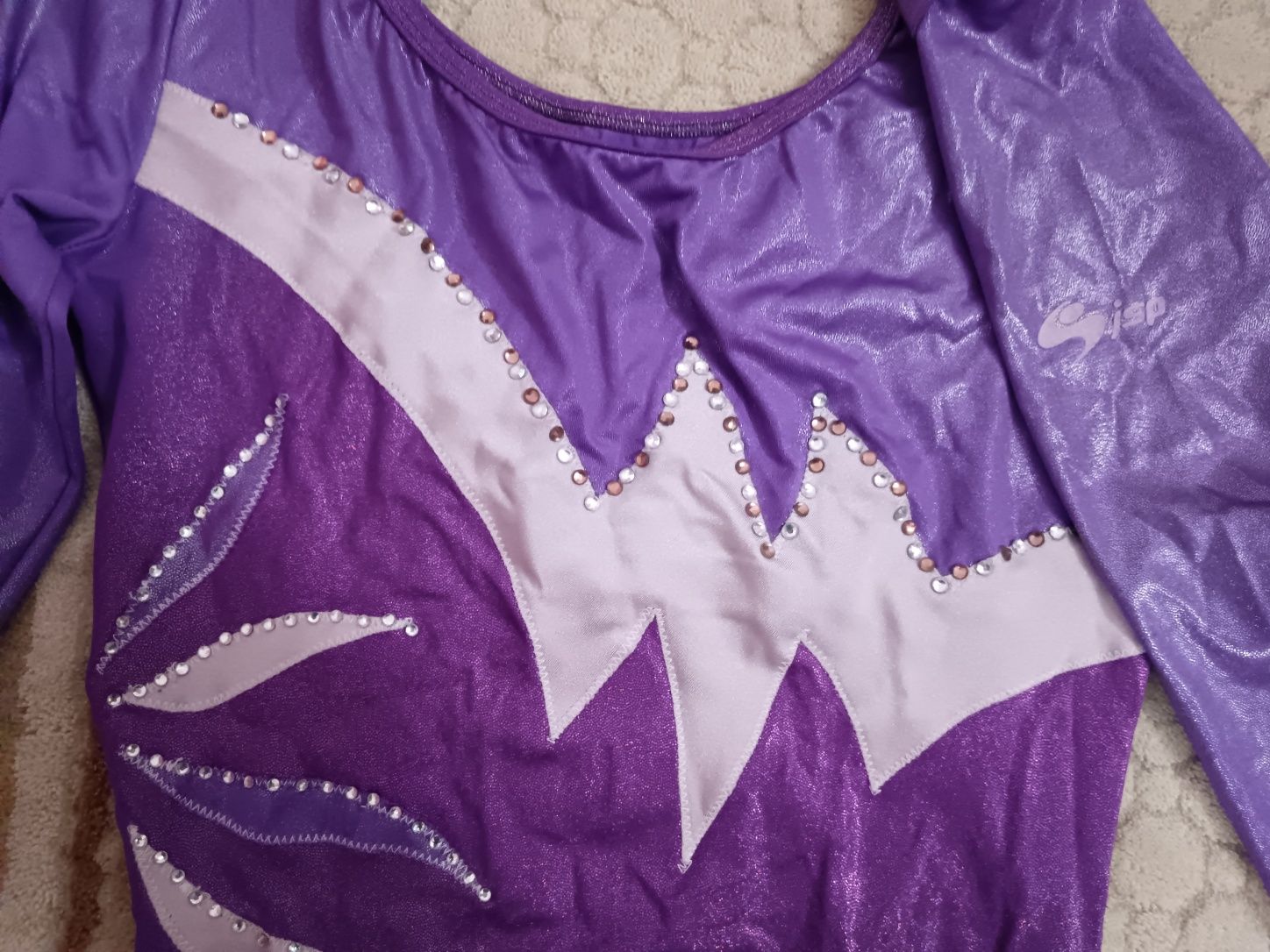 Costum gimnastica mărime M