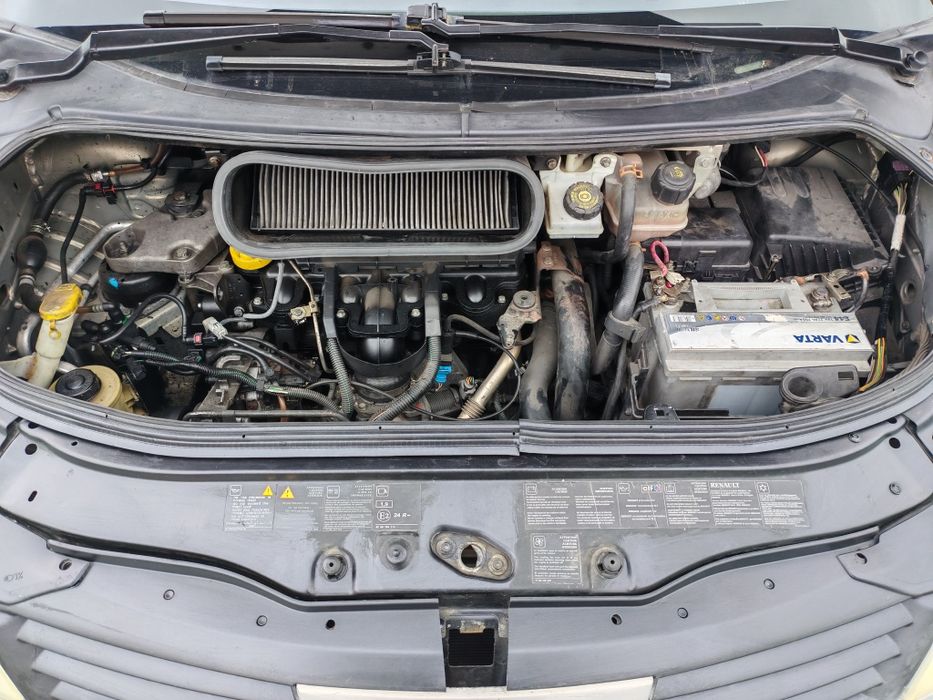 Renault Espace 4 dci model lung inițiale Paris 7 locuri 1850 e.