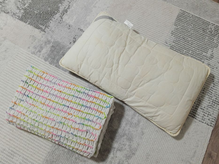 Подушка и плед детские