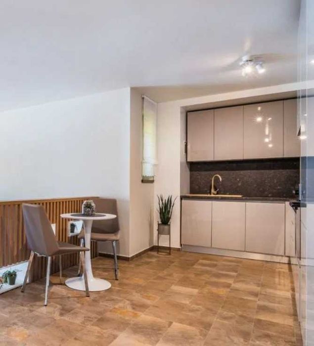 Дава се под наем Тристаен апартамент в Пловдив, Съдийски - 88 кв.м за 265.2 € - Снимка #2