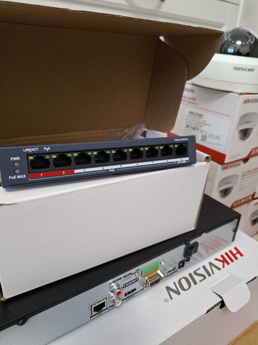 Vând sistem complet de supraveghere Hikvision, folosit doar 2 luni,.