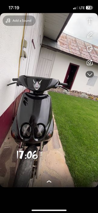 Vând scuter 80cc