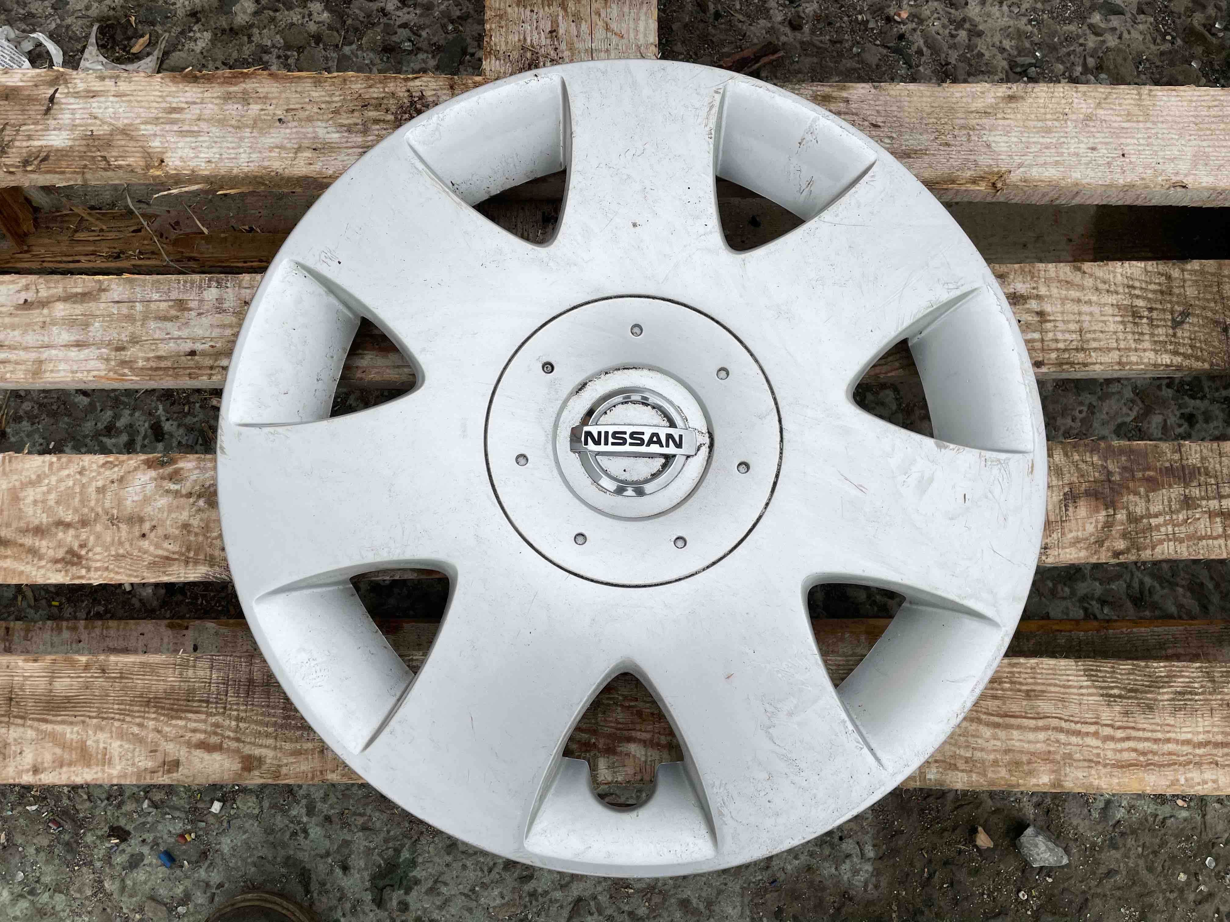 16 цола Тас за Nissan Primera 40315-AV610 Оригинал
