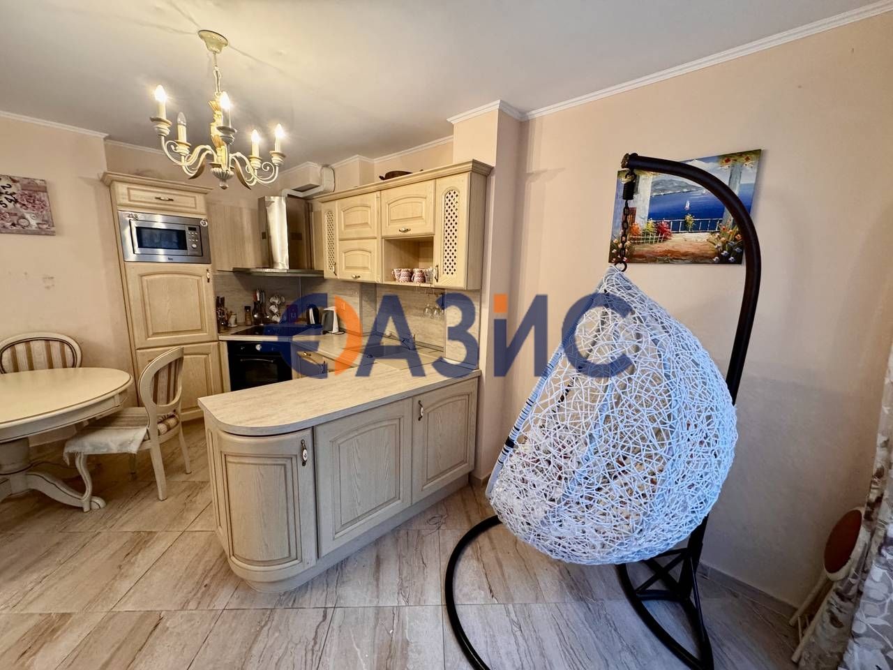 Мезонет с 2 спални в комплекс Венера Палас, 105 кв.м + 15 кв.м двор,