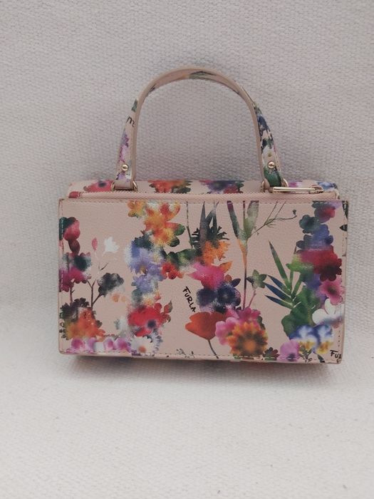 Последно намаление Чанта Furla / Фурла