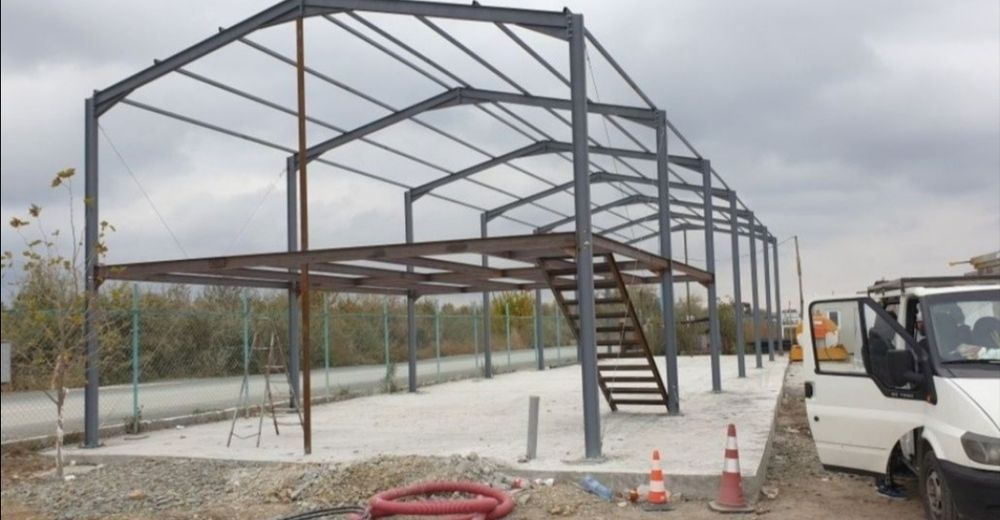 Vând structuri metalice