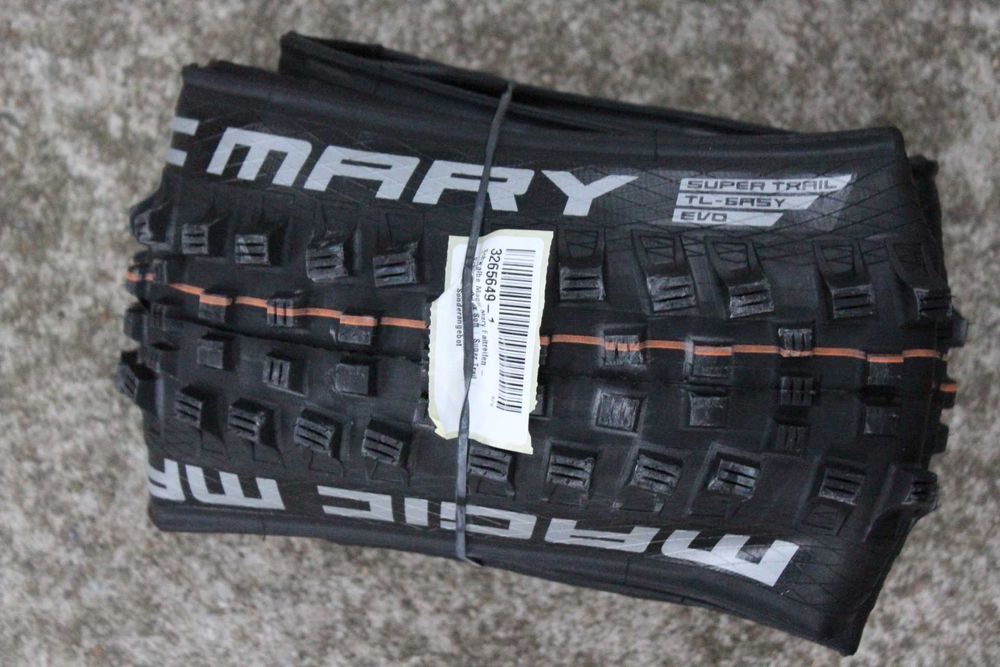 Schwalbe Magic Mary Evolution Addix Soft Super Trail TLEasy 27.5x2.40