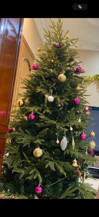 Продам искуственную елку