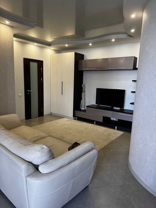 Дава се под наем Двустаен апартамент в София, Зона Б-5 - 65 кв.м за 425 € - Снимка #1