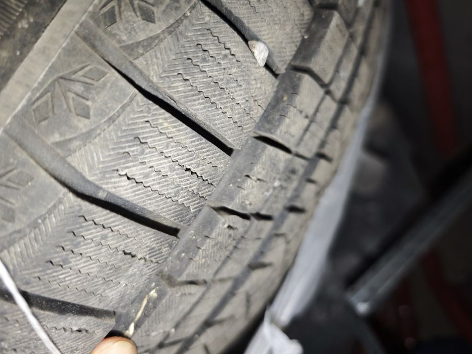 Зимние Шины Triangle Snowlink 235/55/R20