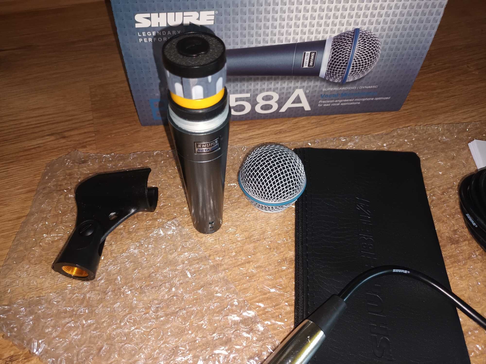 Microfon profesional SHURE BETA 58A Microfon cu fir solisti/soliste/dj