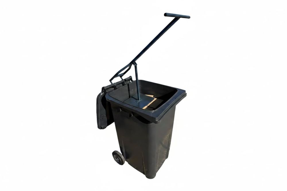 Compactor manual pentru gunoi din tomberon