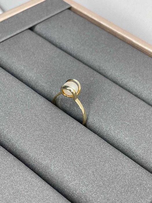 Кольцо с жемчугом