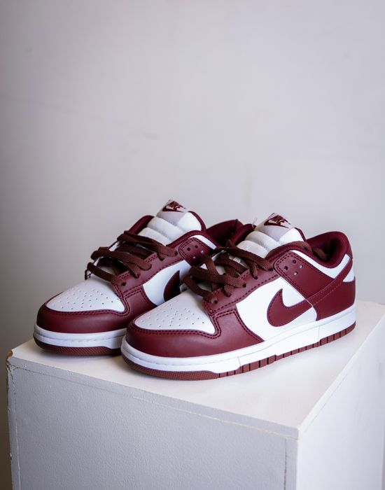 Дамски маратонки Nike Dunk Low