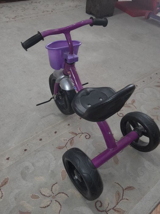 Детский велосипед, трёхколёсный