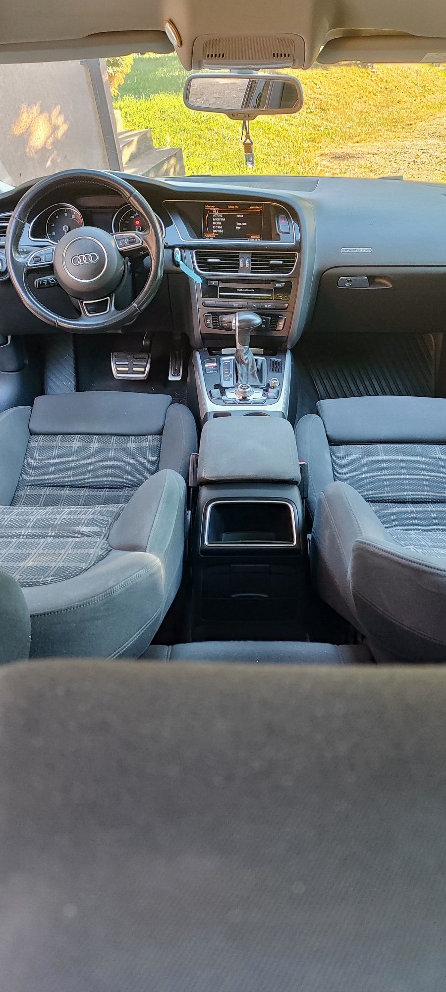 Vând Audi A5/An 2015/2.0TFSI/225cp/S-line/quattro/S-tronic