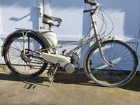 Bicicleta de epoca cu motor , an 1954 Mobylette AU 32 , 49,9 cm3