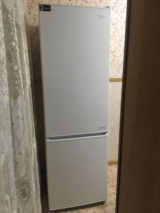Продам холодильник