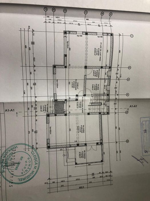 Casa de vânzare la rosu