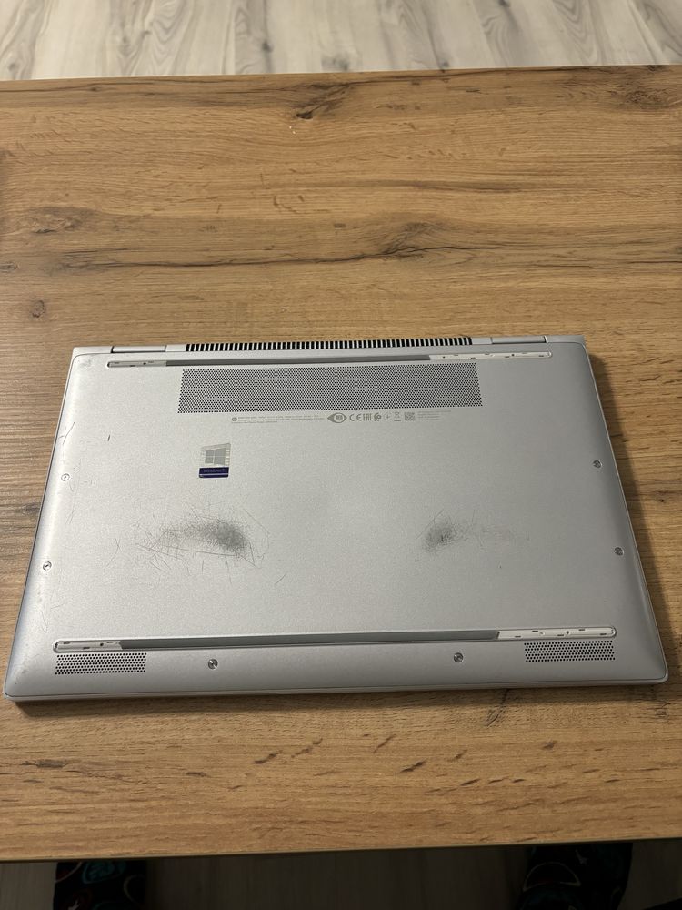 Vând Laptop HP ELITEBOOK I5-8250U 16Gb RAM,256 memorie