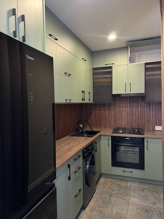 Продается 2в3/4/5. Балкон 2*6. Мукими