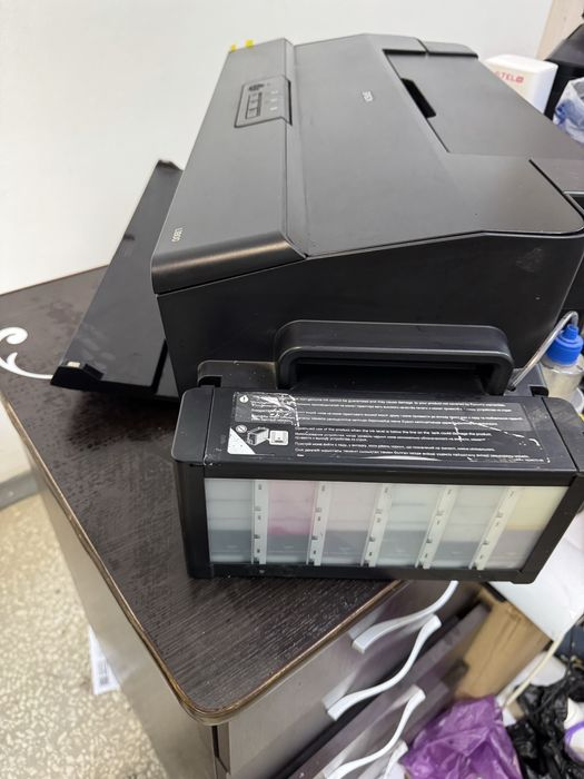 Принтер Epson l 1800