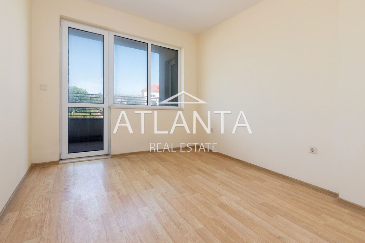 Продава се Двустаен апартамент в Бяла - 7169 кв.м за 7 €/кв.м - Снимка #4