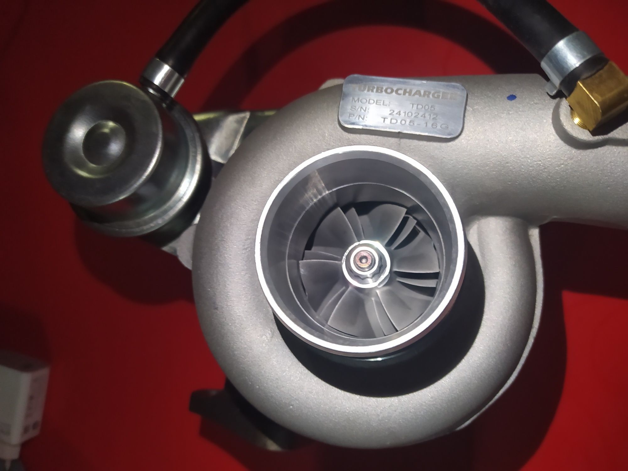 Turbina TD05 16g  yangi ishlatilmagan kelishamiz