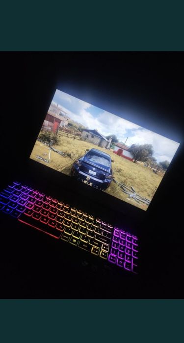 Лаптоп Acer Nitro 5 - RTX 4060(140W)+ подарък охлаждаща подложка