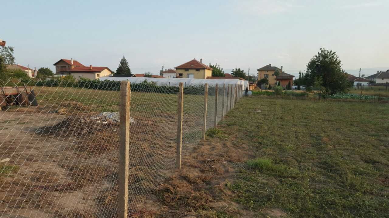 Огради с колове и пана