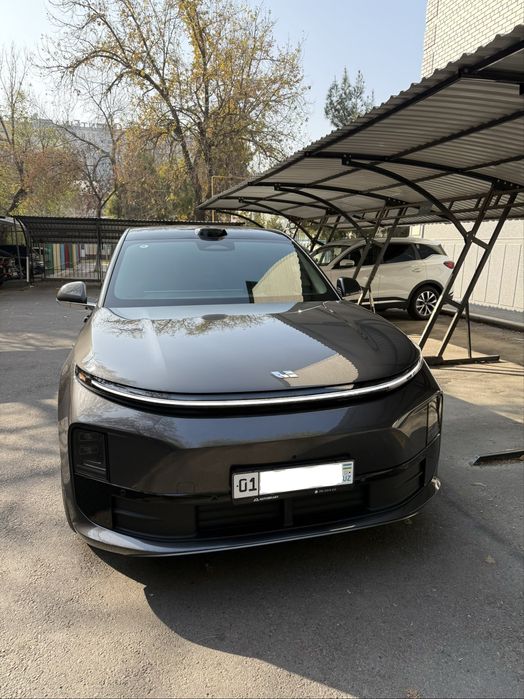 Продам срочно Свой lixiang l6 max 2024