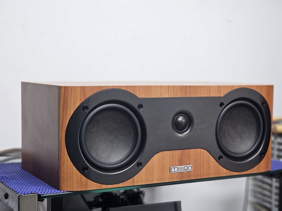 Boxe centru Mission M3C2