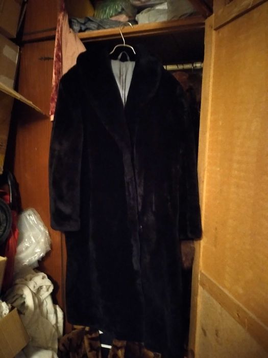 Шубы цигейка и каракуль