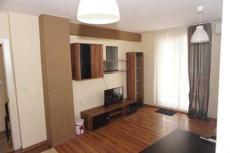 Дава се под наем Двустаен апартамент в София, Полигона - 60 кв.м за 525 € - Снимка #3