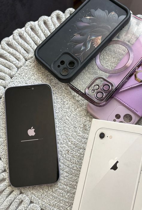 Vând  telefon iPhone 12