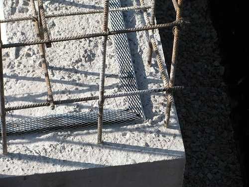 Пенебар набухающая бентонитовая гидроизоляционный жгут мат