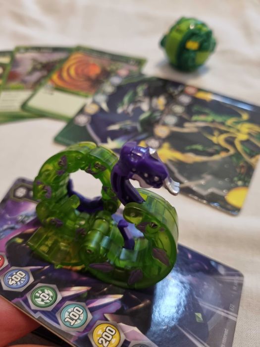 Set 6 bucati figurine bakugan