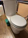 WC cu bazin si colac