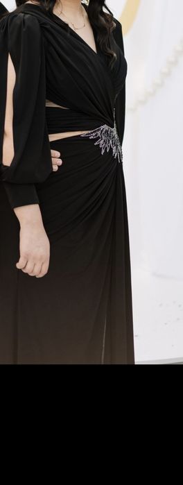 Vând rochita de ocazie