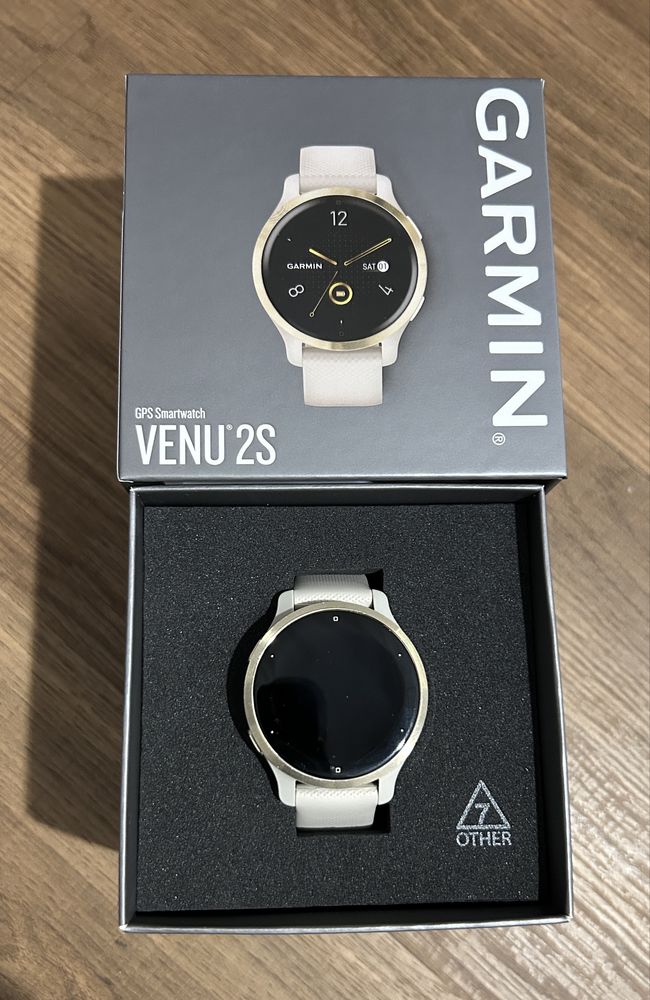 Vand smartwatch Venu 2s
