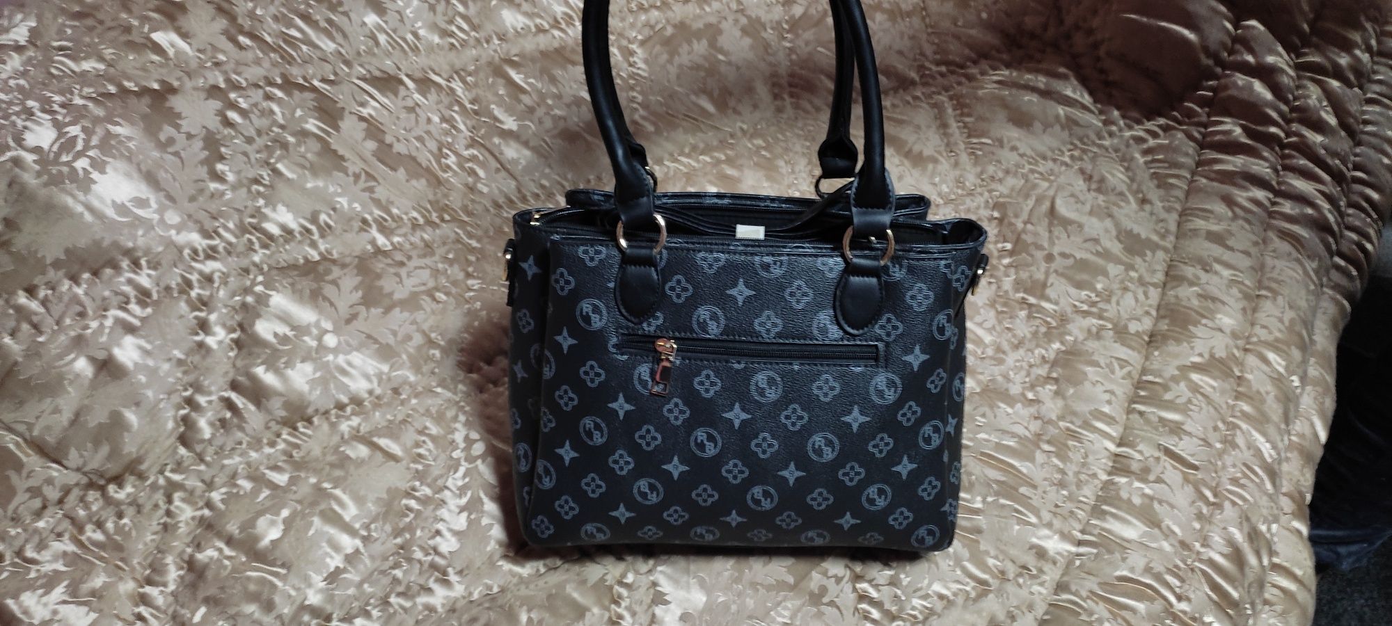 Geanta Louis vuitton noua