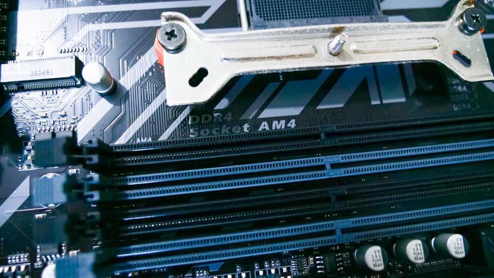 Gigabyte B450-DS3H | В отличном состоянии