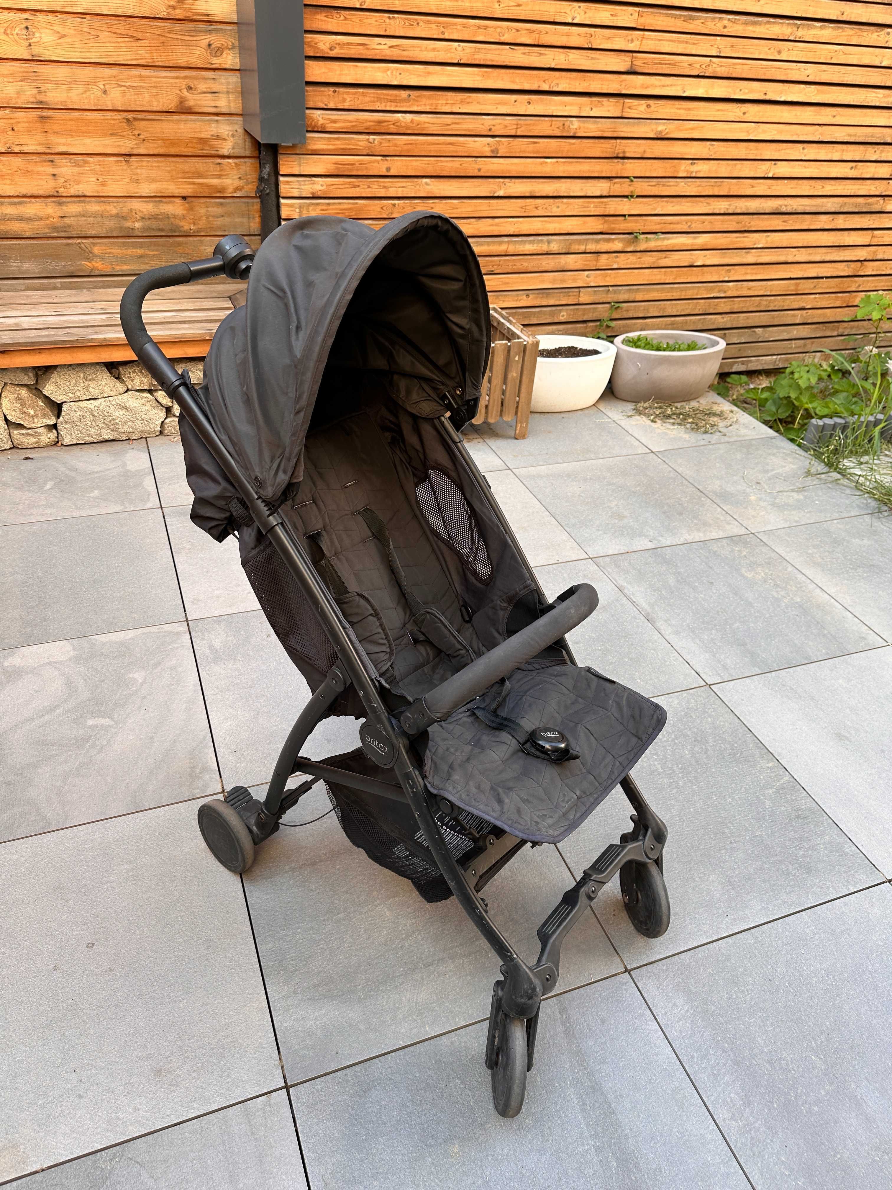 Лека детска количка Britax B-lite
