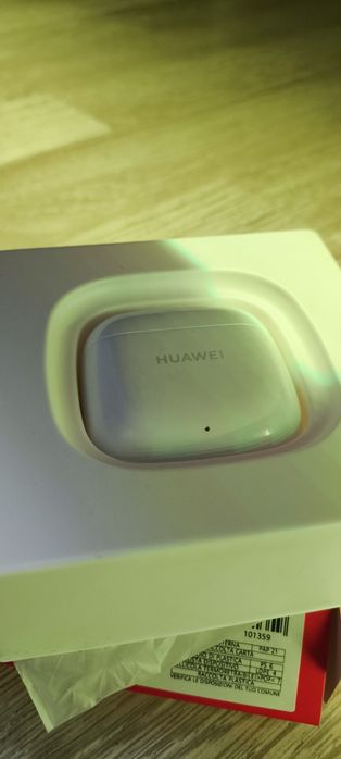 Huawei FreeBuds SE - purtate